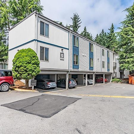 Beautiful And Cozy One Bedroom Apartment -Wifi, Bbq, Patio, Dog Park, Close To Greenlake And Northgate Seattle Exterior photo