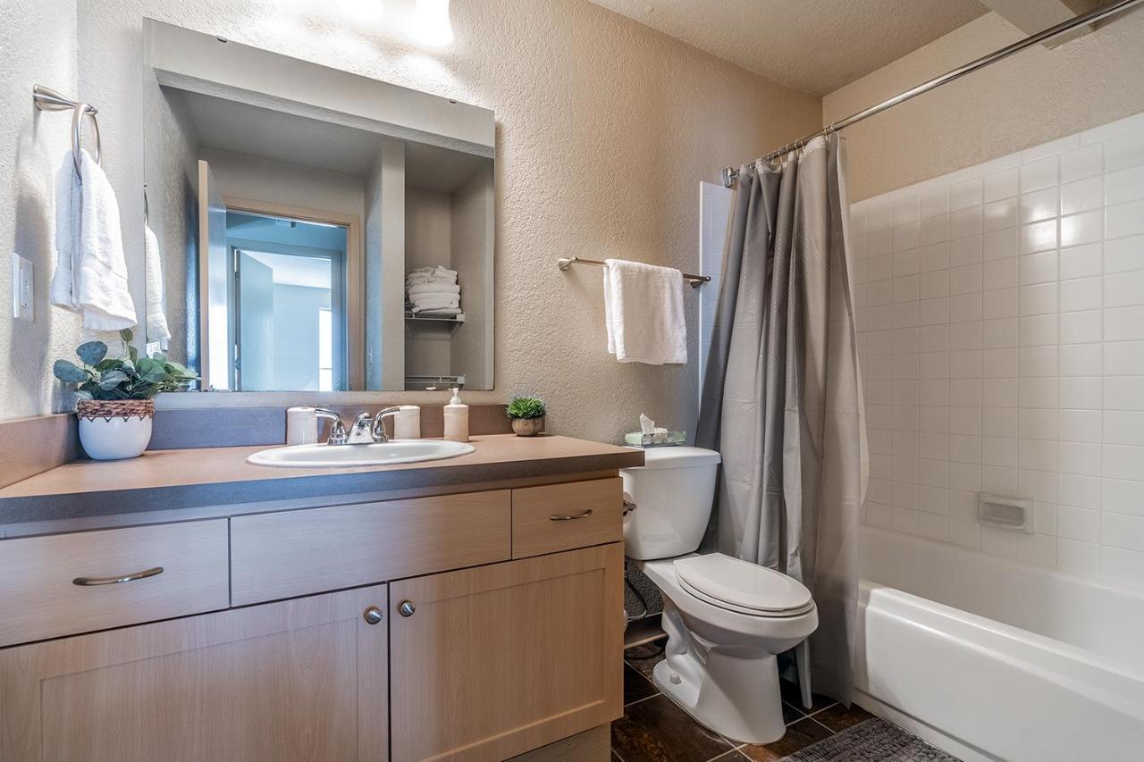 Beautiful And Cozy One Bedroom Apartment -Wifi, Bbq, Patio, Dog Park, Close To Greenlake And Northgate Seattle Exterior photo